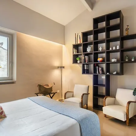 Romeo Loft Juliet * Verona